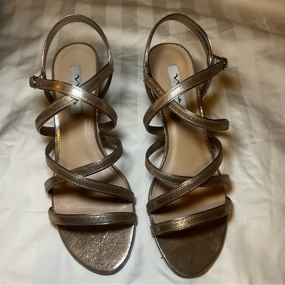 Nina Genaya Evening Sandals Size 11 Kitten Heels Holiday Party Formal **READ**